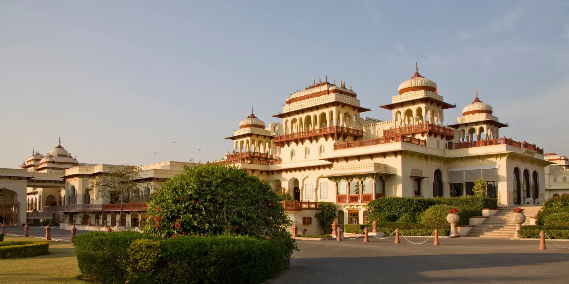 Royal Rajasthan Forts, Deserts and Lake City